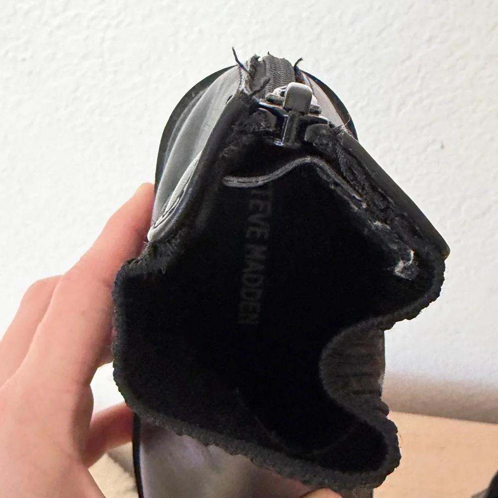 Steve Madden Black Faux Leather Chelsea Boots